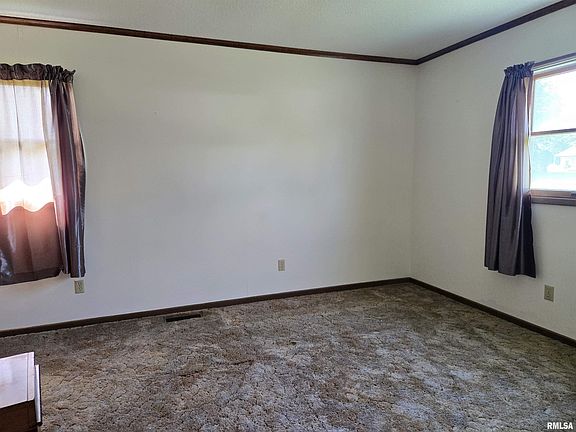 4th image of 203 Orchard Dr