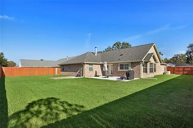 115 Savanna Dr — Photo 14