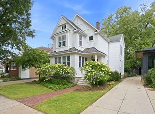 4712 Middaugh Ave, Downers Grove, IL 60515
