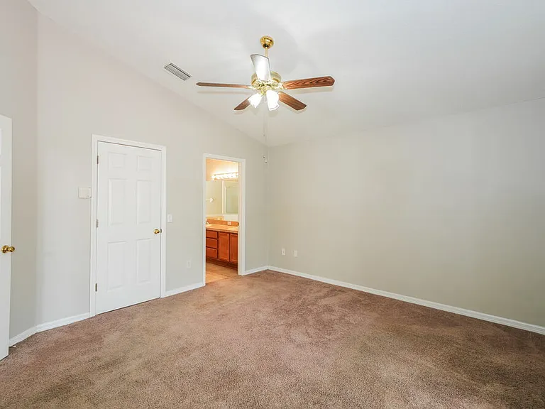 8606 Baneberry Ct — Photo 10