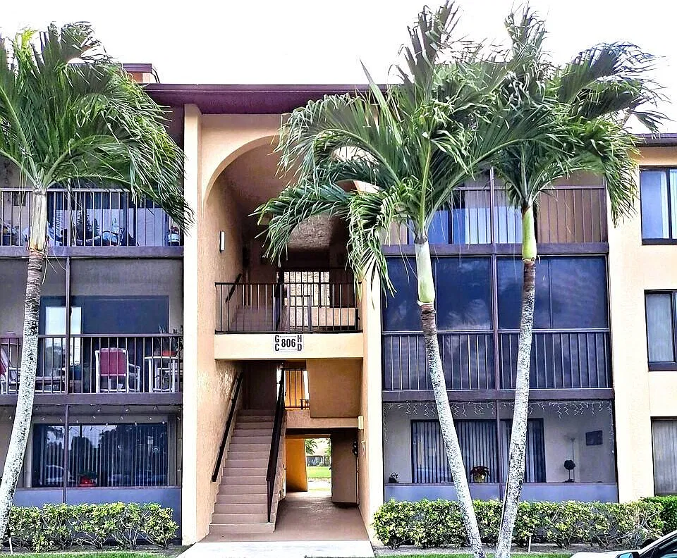 2 bed, 2.0 bath, 1064 sqft, $1,750 — Photo 1