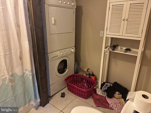 3rd image of 433-435 Bryarly Rd