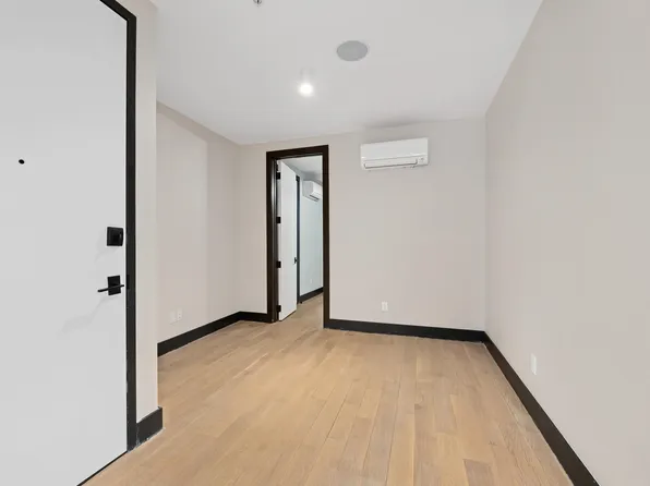 208 15th Street image 30 of 46