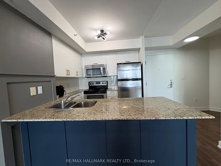 5740 Yonge St #1805 — Photo 4
