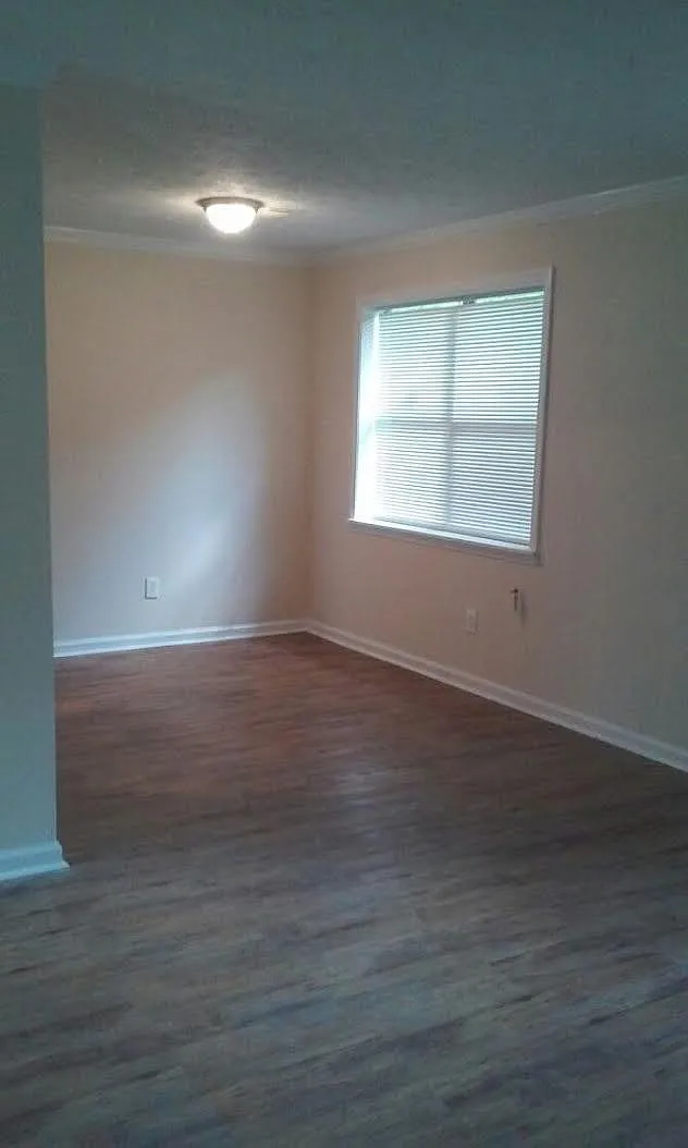 2 bed, 1082 sqft, $1,550 — Photo 3