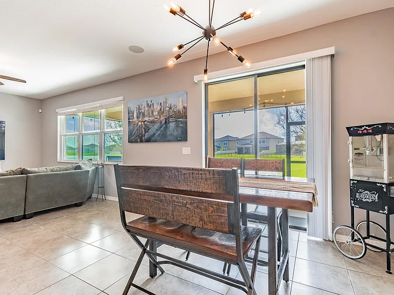 8135 Roma Dune Dr — Photo 5