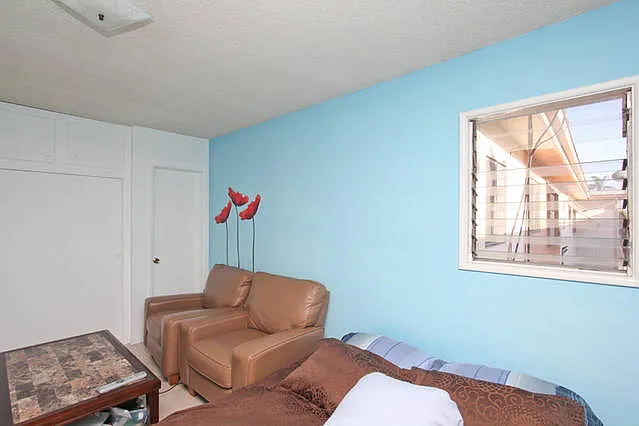 3 bed, 1400 sqft, $1,495 — Photo 2