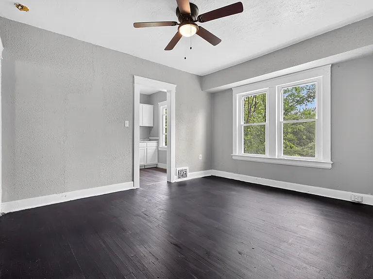 3531 E 118th St #2 — Photo 5