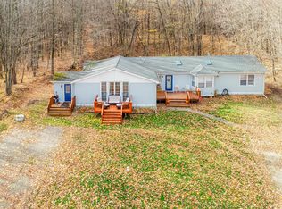 15838 W Clear Lake Rd, Buchanan, MI 49107