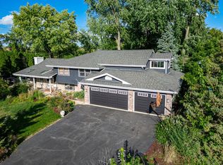 1N375 Morse St, Carol Stream, IL 60188