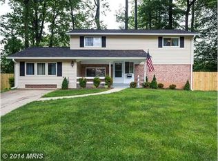 8914 Copperfield Ct, Springfield, VA 22151