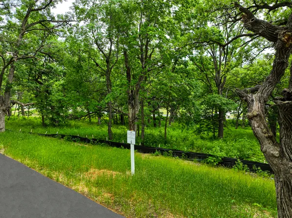 1700 River Shore Dr, Hastings, MN 55033