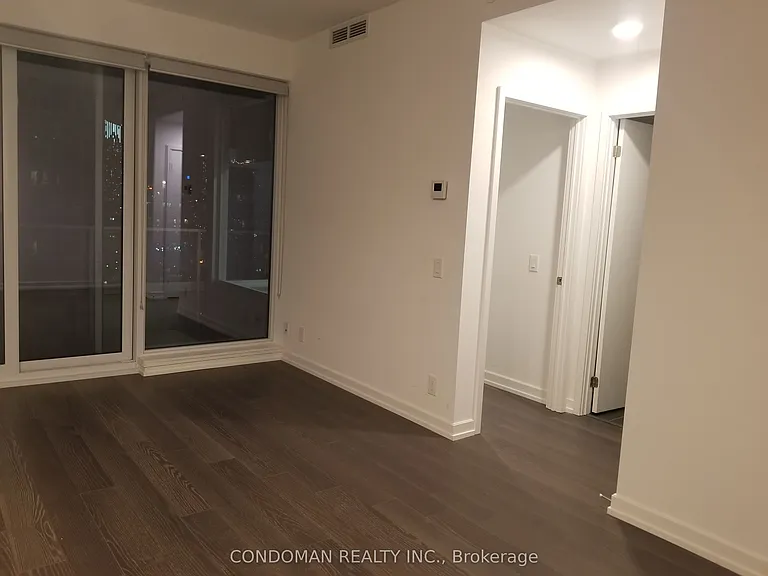 20 Tubman Ave #2012 — Photo 2