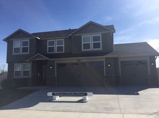 1011 W Riodosa Dr, Meridian, ID 83642