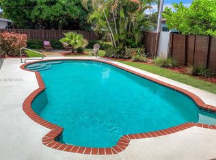 2731 NE 53rd St, Lighthouse Pt, FL 33064