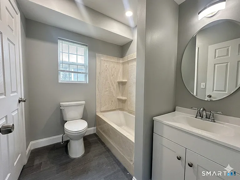 105 Churchill St #2 — Photo 11