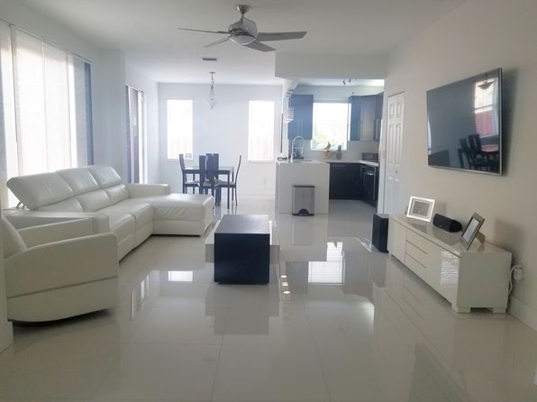 15761 SW 42nd St #117