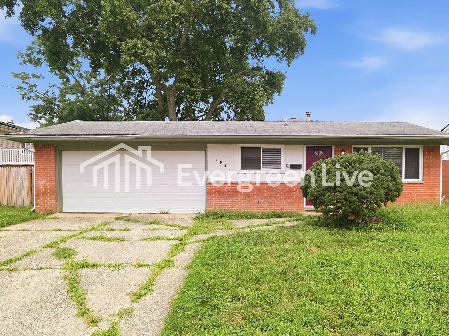 3 bed, 1.5 bath, 1410 sqft, $1,695 — Photo 1