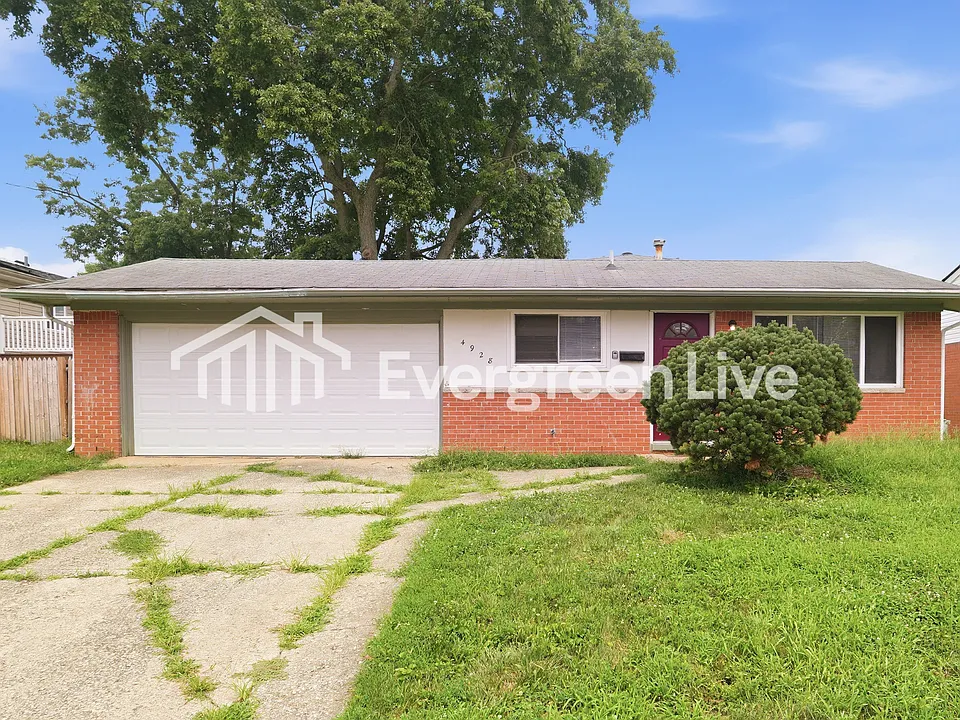 4928 Comstock Dr