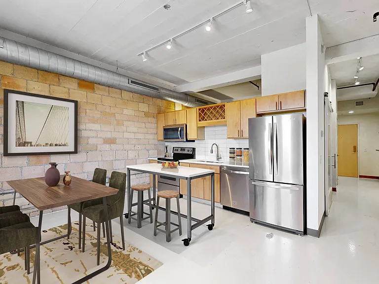 LOFTS - Clark | Studio
