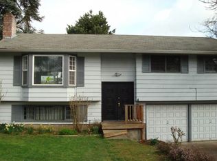 8445 SW Avery St, Tualatin, OR 97062
