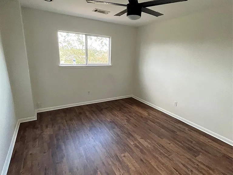 15506 Waldron Cir #A — Photo 21