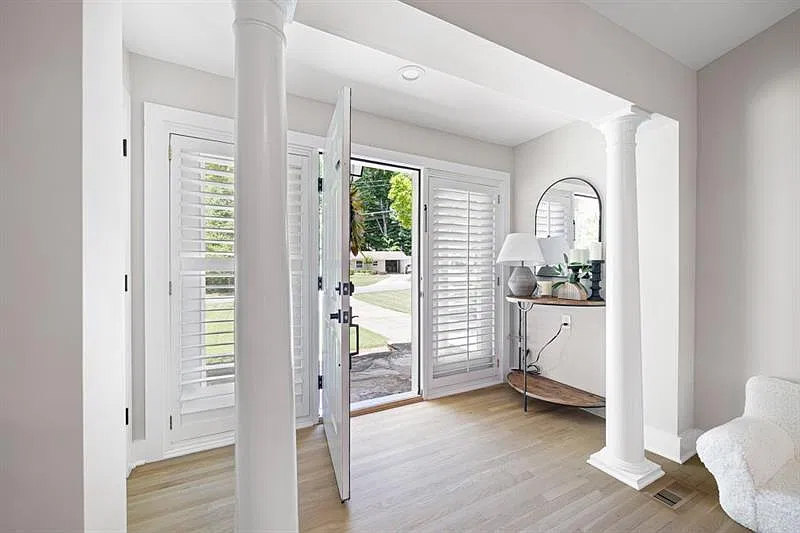 4 bed, 2.0 bath, 1850 sqft, $4,500 — Photo 4