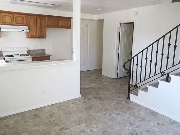 2nd image of 18019 Jersey Ave APT A