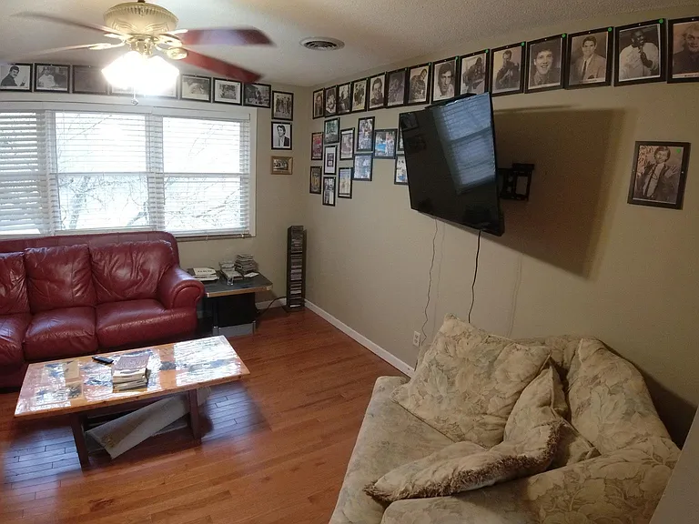 Pinebrook Dr — Photo 32