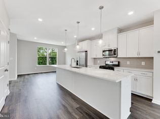 9325 Barnes Loop, Manassas, VA 20110