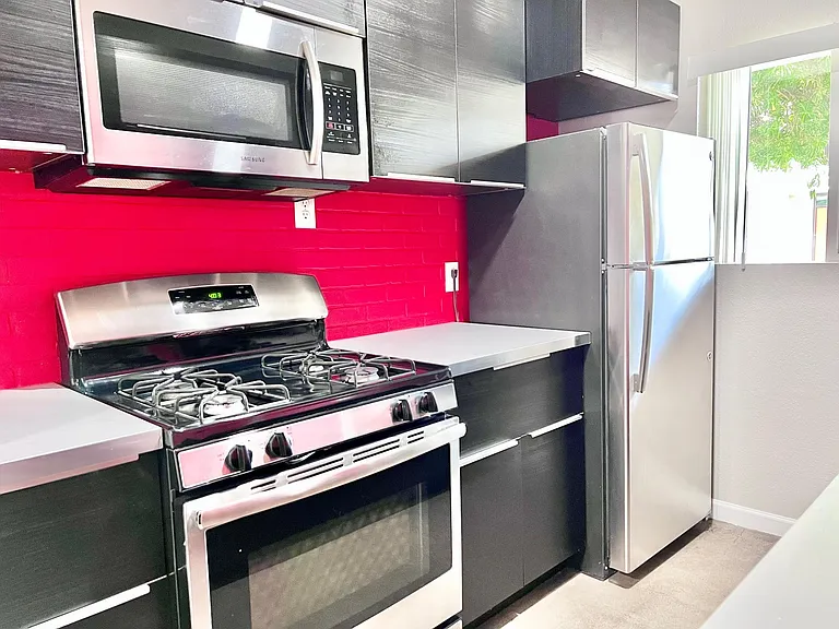 445 W Osborn Rd #15 — Photo 4