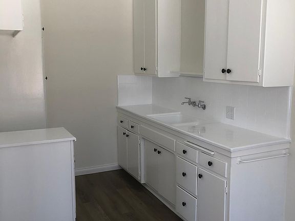 2nd image of 103 S Roosevelt Ave #2
