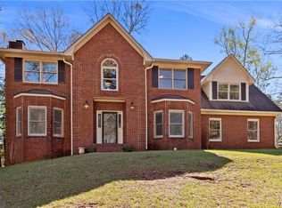 3000 Riviera St, Northport, AL 35473