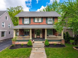 3037 E Overlook Rd, Cleveland Heights, OH 44118
