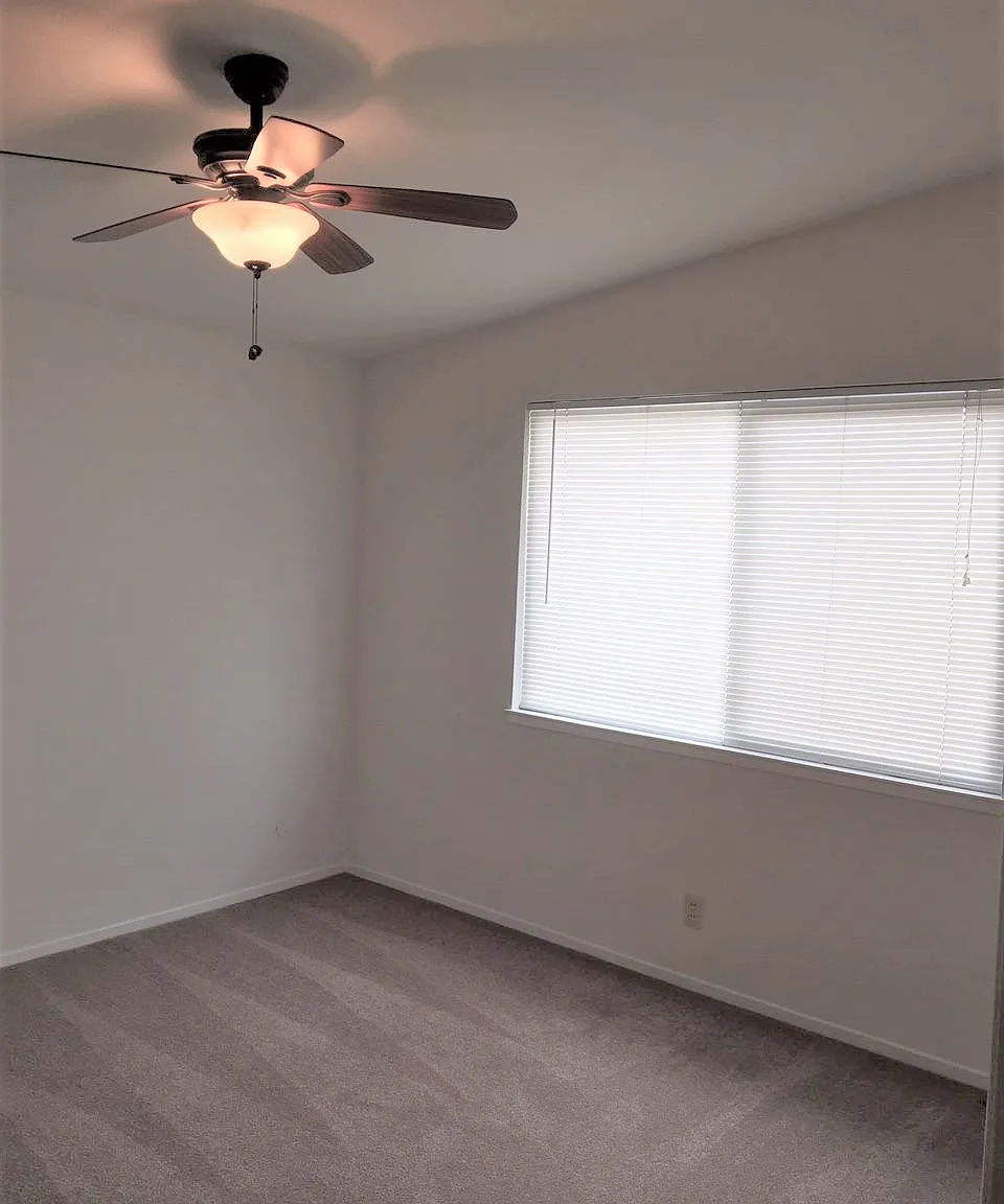 2 bed, 900 sqft, $2,450 — Photo 4