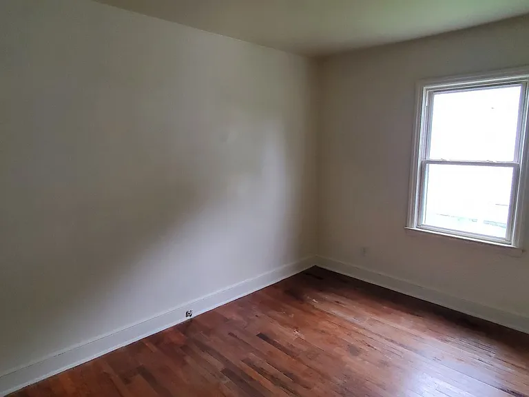 1514 Rainbow Dr — Photo 4