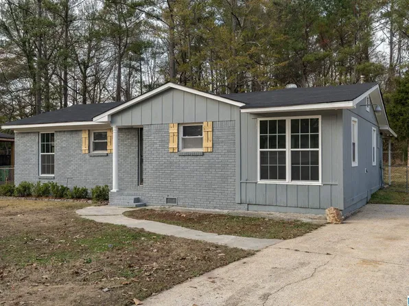 7112 Wilson Dr, Leeds, AL 35094