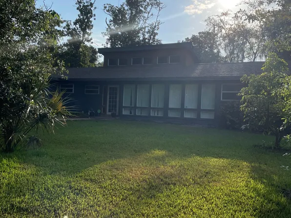 4025 Grovewood Ln, Titusville, FL 32780