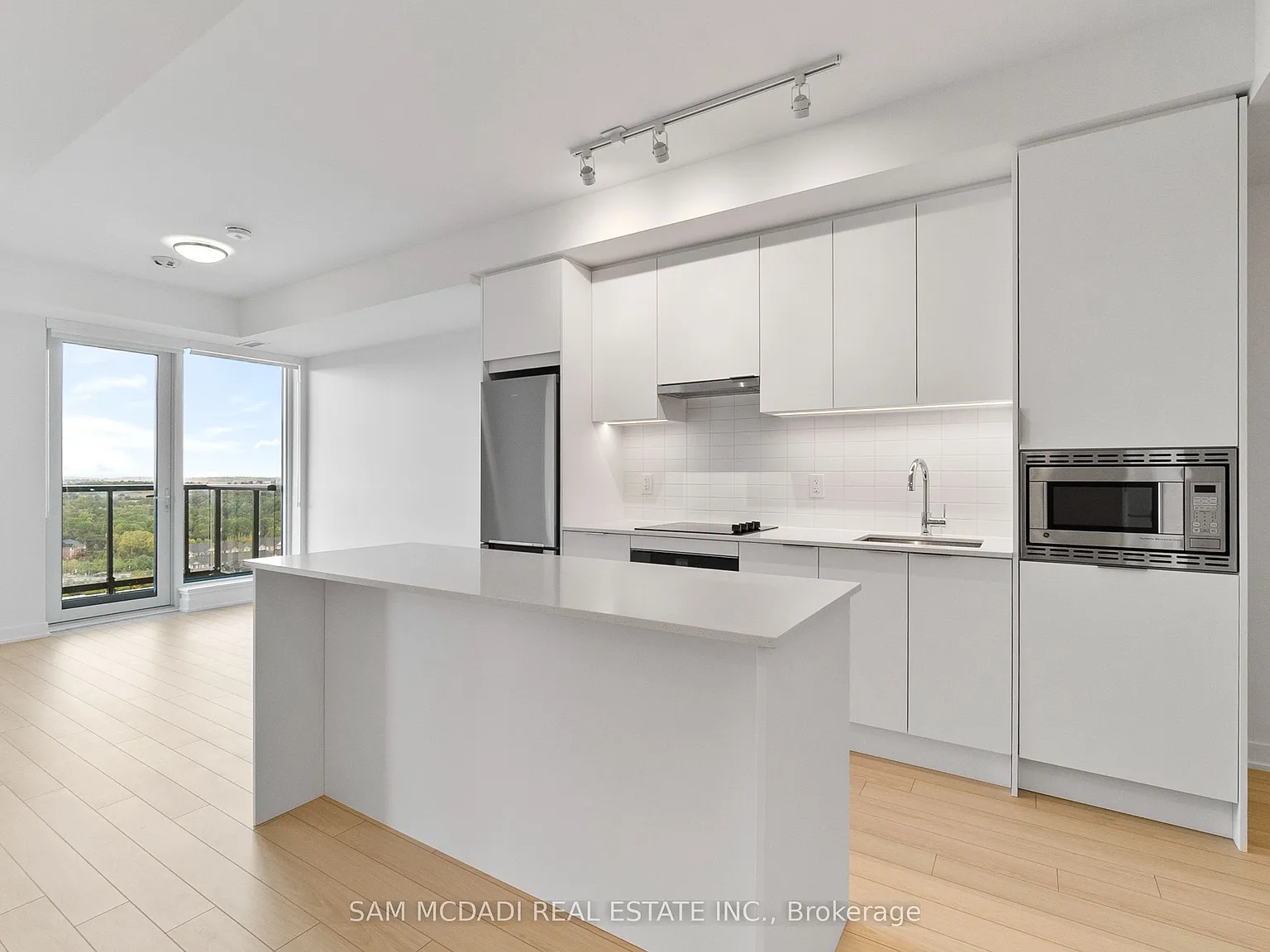2 bed, $2,200 — Photo 3