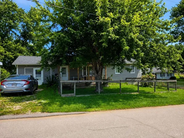 608 Poplar St, West Union, OH 45693