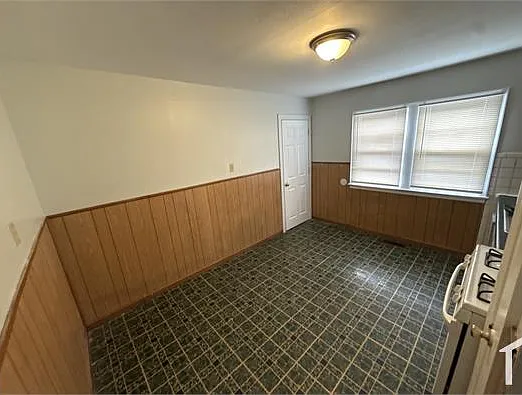 2 bed, 720 sqft, $1,100 — Photo 2