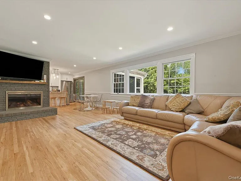 149 Rockaway Ave — Photo 2