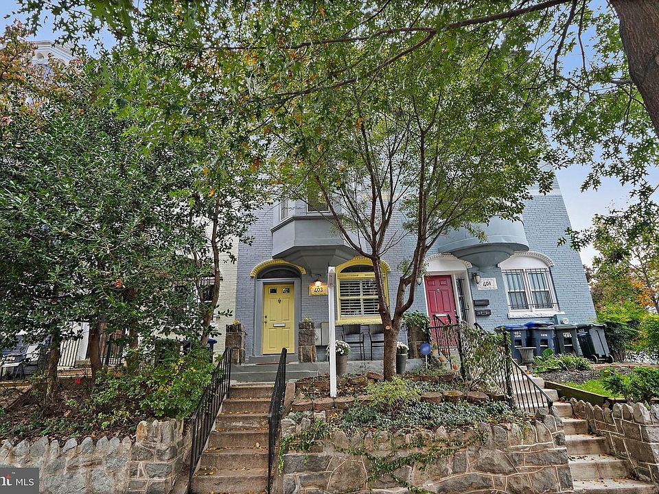 1st image of 403 E St NE