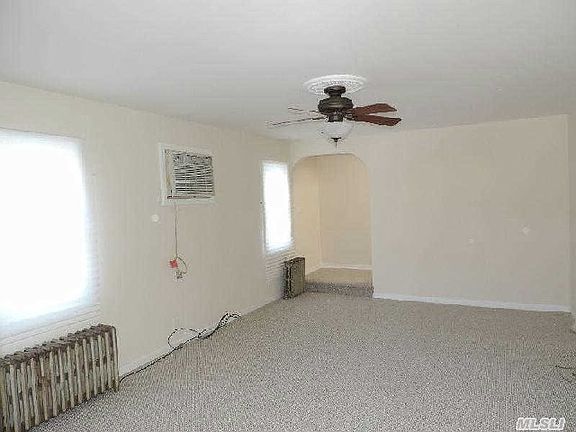 2nd image of 782 Uniondale Ave