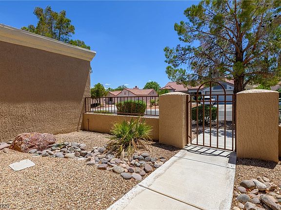 3rd image of 9428 Gold Mountain Dr
