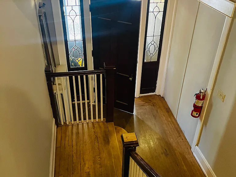 110 E Main St #2A — Photo 26
