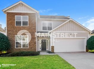 128 Parkway Dr, Fairburn, GA 30213