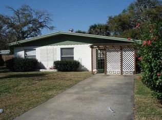 614 S Pine St, New Smyrna Beach, FL 32169