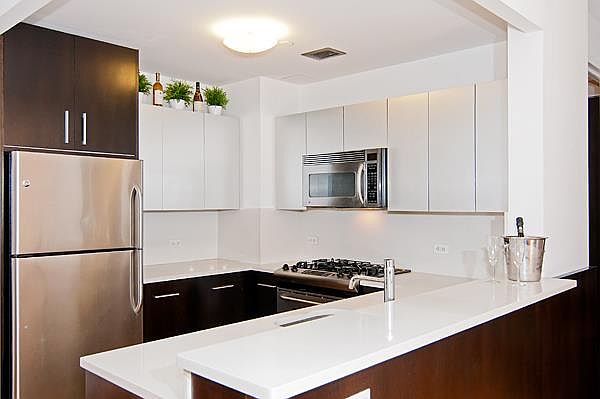 1st image of 1311 Jackson Ave APT 6D