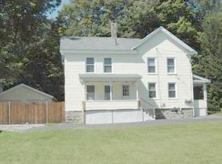 55 John St, Winsted, CT 06098